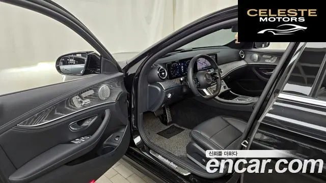 MERCEDES AMG E-Classe W213 E350 4MATIC AMG Line 2021 — photo 10 sur 20