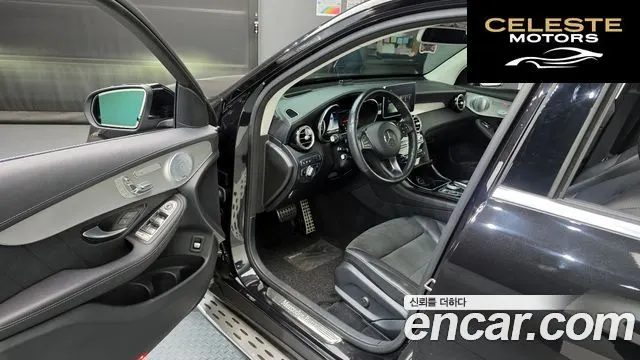 MERCEDES AMG GLC-Classe X253 GLC300 4MATIC AMG Line 2019 — photo 10 sur 20