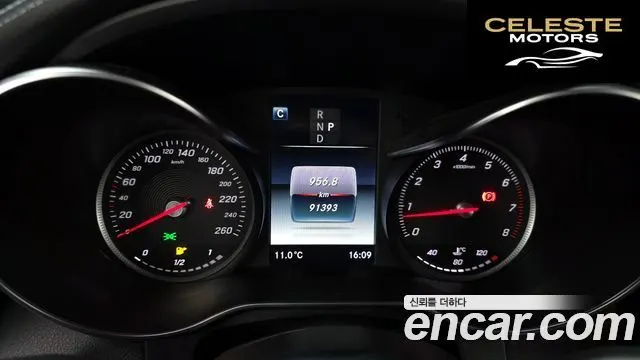 MERCEDES AMG GLC-Classe X253 GLC300 4MATIC AMG Line 2019 — photo 8 sur 20