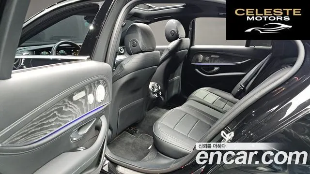 MERCEDES AMG E-Classe W213 E350 4MATIC AMG Line 2021 — photo 12 sur 26