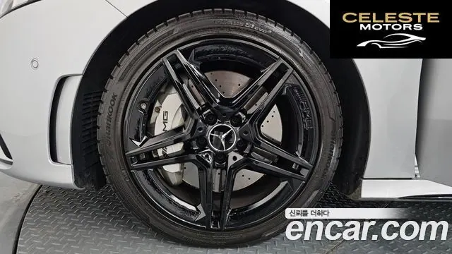 MERCEDES AMG A-Classe W177 AMG A35 4MATIC Berline 2023 — photo 5 sur 20