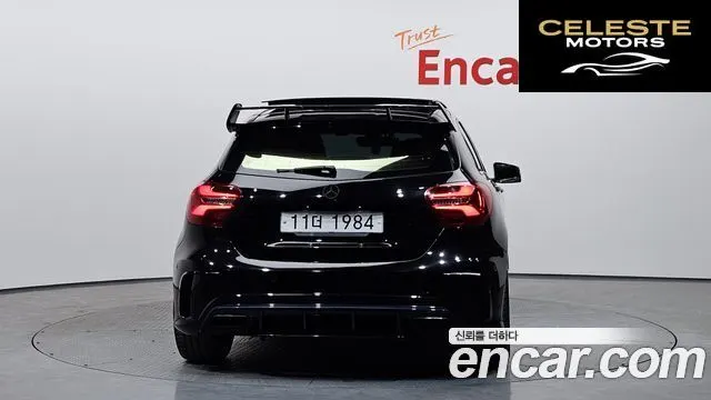 MERCEDES AMG A-Classe W176 A45 AMG 4MATIC 2017 — photo 4 sur 26