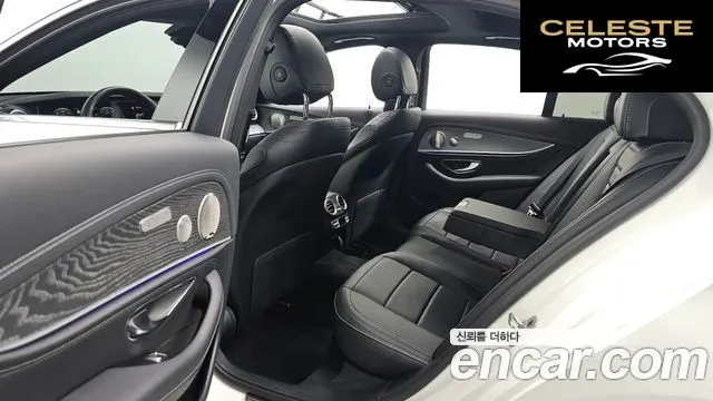 MERCEDES AMG E-Classe W213 E350 4MATIC AMG Line 2021 — photo 12 sur 26