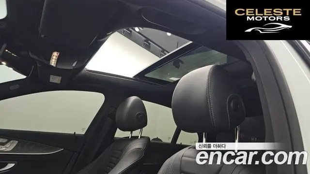 MERCEDES AMG E-Classe W213 E350 4MATIC AMG Line 2021 — photo 20 sur 26