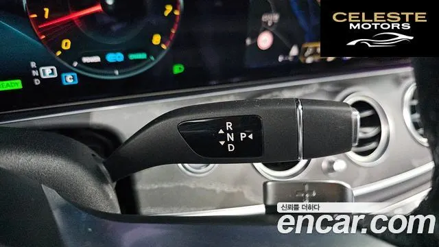 MERCEDES AMG E-Classe W213 E350 4MATIC AMG Line 2021 — photo 9 sur 26