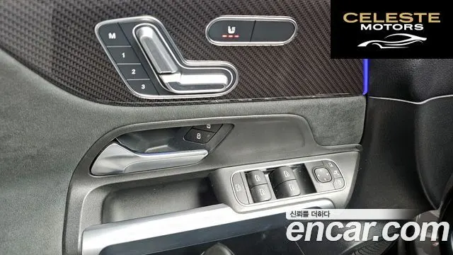 MERCEDES AMG GLB-Classe X247 AMG GLB35 4MATIC 2021 — photo 14 sur 20