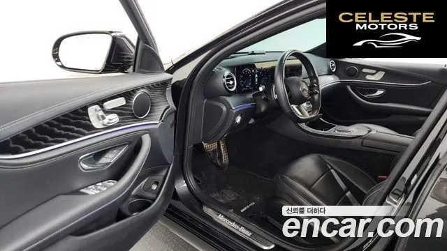 MERCEDES AMG E-Classe W213 E220d 4MATIC AMG Line 2021 — photo 10 sur 20
