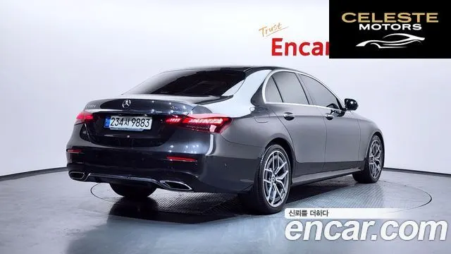 MERCEDES AMG E-Classe W213 E220d 4MATIC AMG Line 2021 — photo 2 sur 20