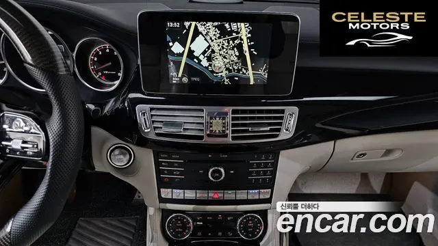 MERCEDES AMG CLS-Classe W218 CLS63 AMG S 4MATIC 2015 — photo 15 sur 20