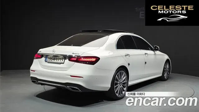MERCEDES AMG E-Classe W213 E350 4MATIC AMG Line 2022 — photo 2 sur 20