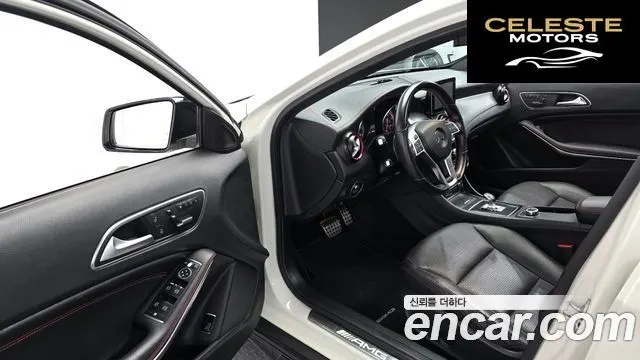 MERCEDES AMG GLA-Classe X156 GLA45 AMG 4MATIC 2015 — photo 11 sur 26