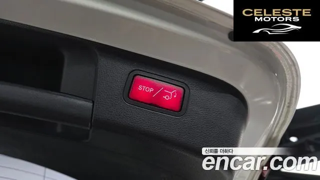 MERCEDES AMG GLA-Classe X156 GLA45 AMG 4MATIC 2015 — photo 20 sur 26