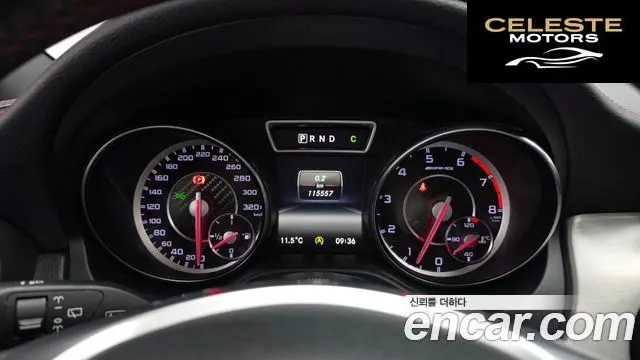 MERCEDES AMG GLA-Classe X156 GLA45 AMG 4MATIC 2015 — photo 8 sur 26