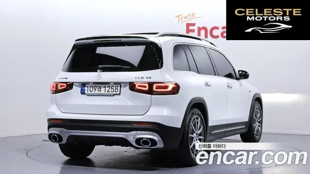 MERCEDES AMG GLB-Classe X247 AMG GLB35 4MATIC 2023 — photo 2 sur 20