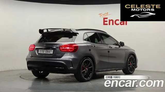 MERCEDES AMG GLA-Classe X156 GLA45 AMG 4MATIC 2015 — photo 2 sur 26