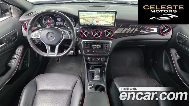 MERCEDES AMG GLA-Classe X156 GLA45 AMG 4MATIC 2015 — photo 24 sur 26