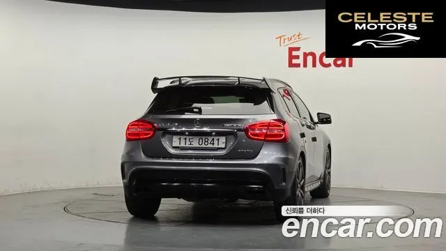 MERCEDES AMG GLA-Classe X156 GLA45 AMG 4MATIC 2015 — photo 4 sur 26