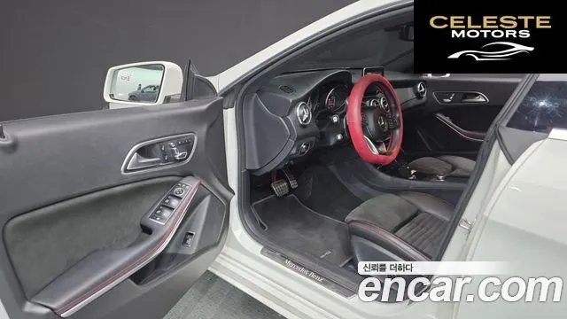 MERCEDES AMG CLA-Classe C117 CLA220 AMG Line 2018 — photo 10 sur 26