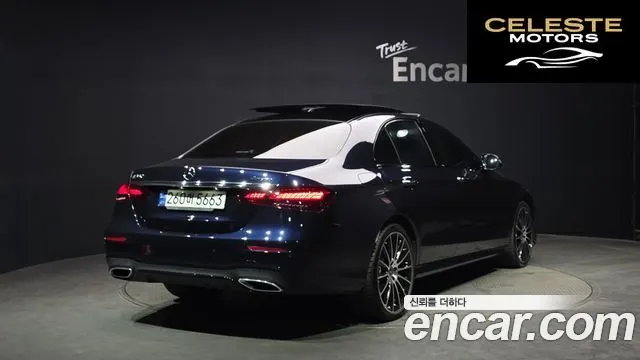 MERCEDES AMG E-Classe W213 E350 4MATIC AMG Line 2023 — photo 2 sur 26