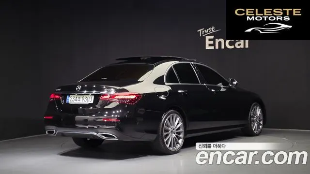 MERCEDES AMG E-Classe W213 E350 4MATIC AMG Line 2021 — photo 2 sur 20