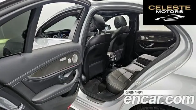 MERCEDES AMG E-Classe W213 E350 4MATIC AMG Line 2020 — photo 11 sur 20