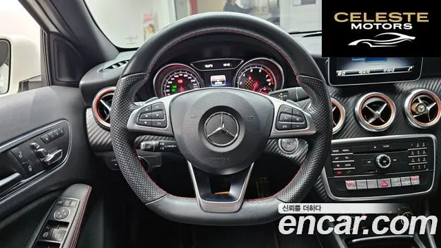 MERCEDES AMG A-Classe W176 A200 AMG Line 2018 — photo 13 sur 26