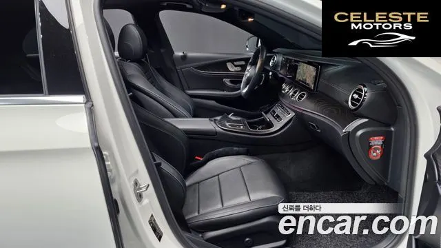 MERCEDES AMG E-Classe W213 E220d 4MATIC AMG Line 2021 — photo 11 sur 20