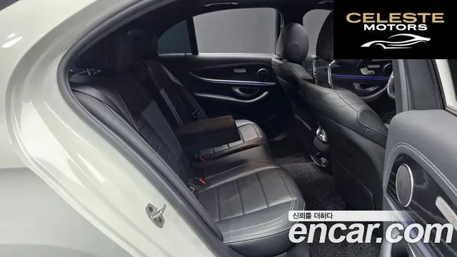 MERCEDES AMG E-Classe W213 E220d 4MATIC AMG Line 2021 — photo 12 sur 20