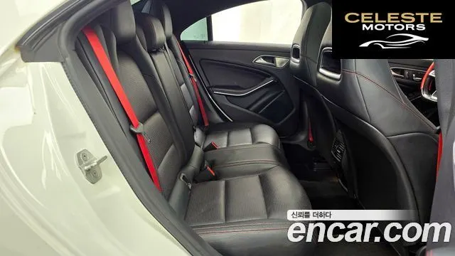 MERCEDES AMG CLA-Classe C117 CLA45 AMG 4MATIC 2016 — photo 12 sur 20