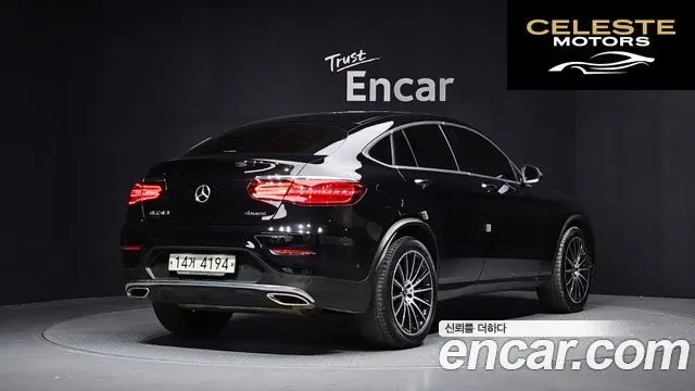 MERCEDES AMG GLC-Classe X253 GLC300 4MATIC AMG Line Coupé 2019 — photo 2 sur 20