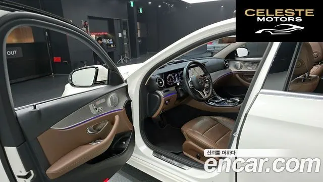 MERCEDES AMG E-Classe W213 E300 AMG Line 2019 — photo 13 sur 34