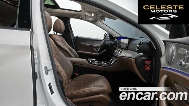 MERCEDES AMG E-Classe W213 E300 AMG Line 2019 — photo 16 sur 34