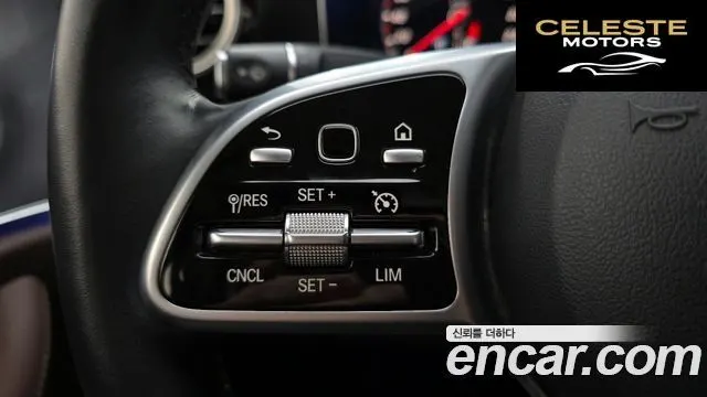 MERCEDES AMG E-Classe W213 E300 AMG Line 2019 — photo 32 sur 34