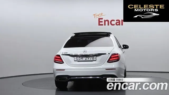 MERCEDES AMG E-Classe W213 E300 AMG Line 2019 — photo 4 sur 34