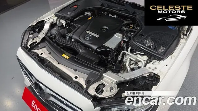 MERCEDES AMG E-Classe W213 E300 AMG Line 2019 — photo 6 sur 34