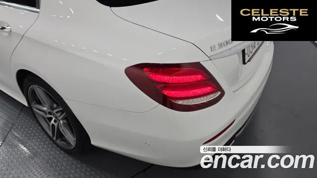MERCEDES AMG E-Classe W213 E300 AMG Line 2019 — photo 9 sur 34
