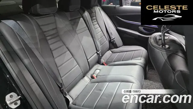 MERCEDES AMG E-Classe W213 E220d 4MATIC AMG Line 2022 — photo 12 sur 20