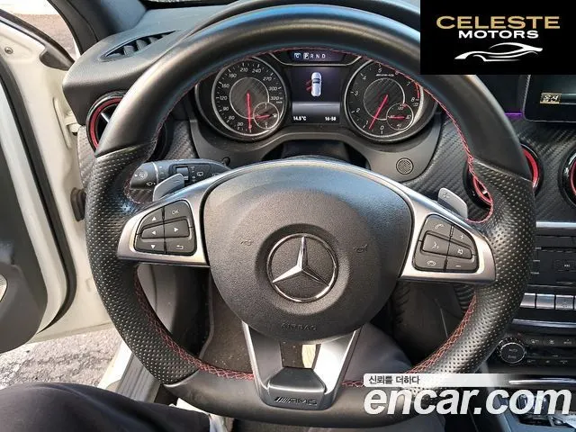 MERCEDES AMG A-Classe W176 A45 AMG 4MATIC 2017 — photo 15 sur 20