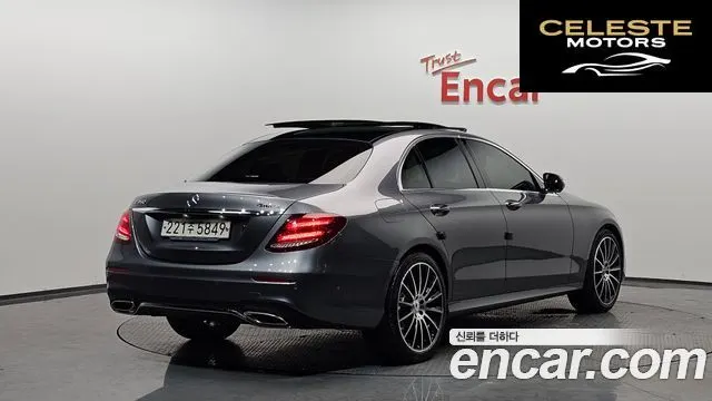 MERCEDES AMG E-Classe W213 E350 4MATIC AMG Line 2019 — photo 2 sur 20