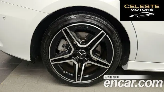 MERCEDES AMG A-Classe W177 AMG A35 4MATIC Berline 2021 — photo 5 sur 30