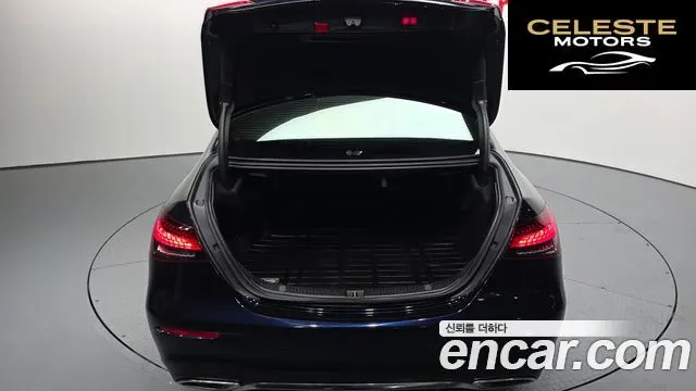 MERCEDES AMG E-Classe W213 E350 4MATIC AMG Line 2022 — photo 26 sur 34