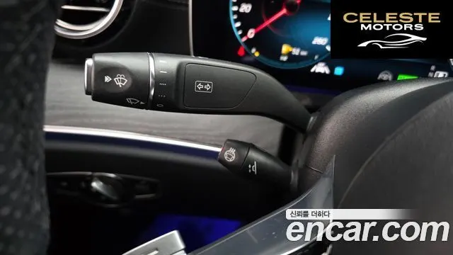 MERCEDES AMG E-Classe W213 E350 4MATIC AMG Line 2022 — photo 27 sur 34