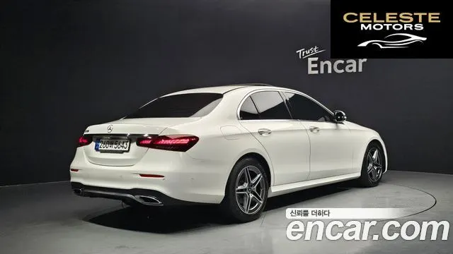 MERCEDES AMG E-Classe W213 E250 AMG Line 2023 — photo 2 sur 26
