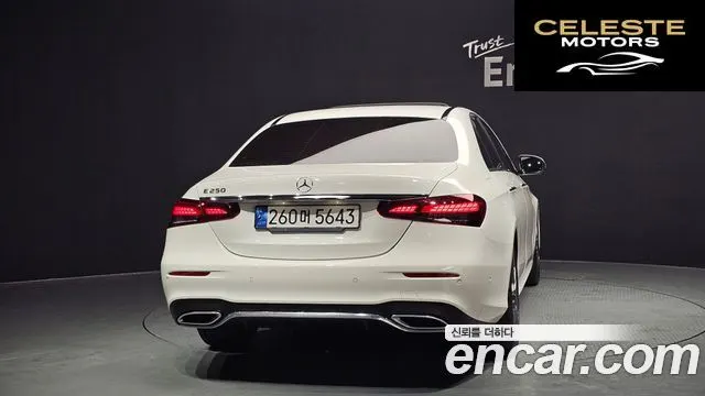 MERCEDES AMG E-Classe W213 E250 AMG Line 2023 — photo 4 sur 26