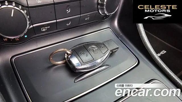 MERCEDES AMG A-Classe W176 A200 AMG Line 2018 — photo 27 sur 30