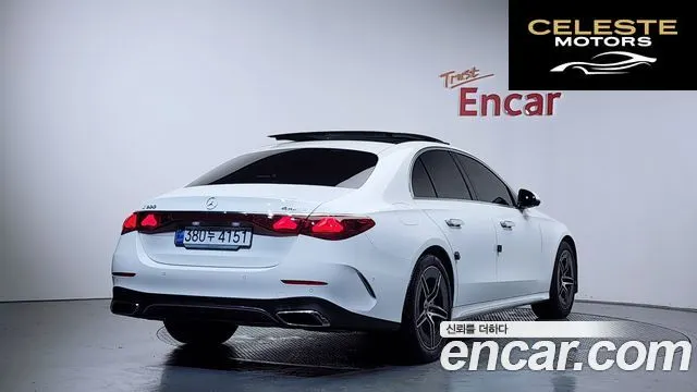 MERCEDES AMG E-Classe W214 E300 4MATIC AMG Line 2024 — photo 1 sur 33