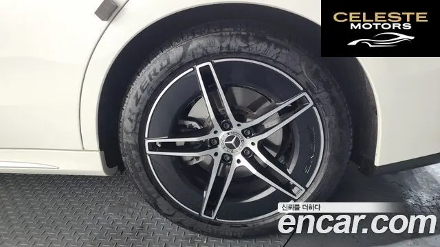 MERCEDES AMG E-Classe W214 E300 4MATIC AMG Line 2024 — photo 6 sur 33