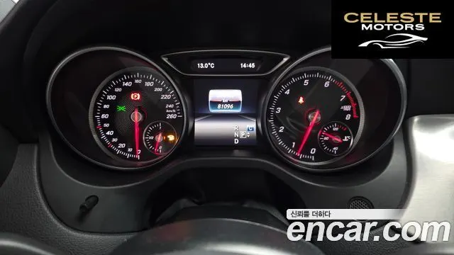 MERCEDES AMG CLA-Classe C117 CLA250 4MATIC AMG Line 2018 — photo 10 sur 27