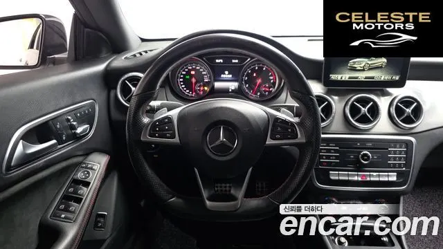 MERCEDES AMG CLA-Classe C117 CLA250 4MATIC AMG Line 2018 — photo 18 sur 27