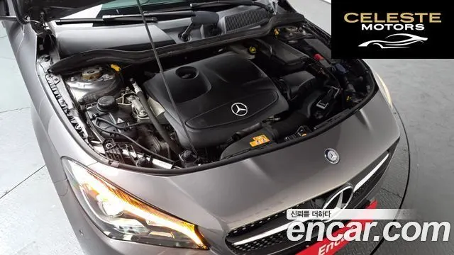 MERCEDES AMG CLA-Classe C117 CLA250 4MATIC AMG Line 2018 — photo 5 sur 27